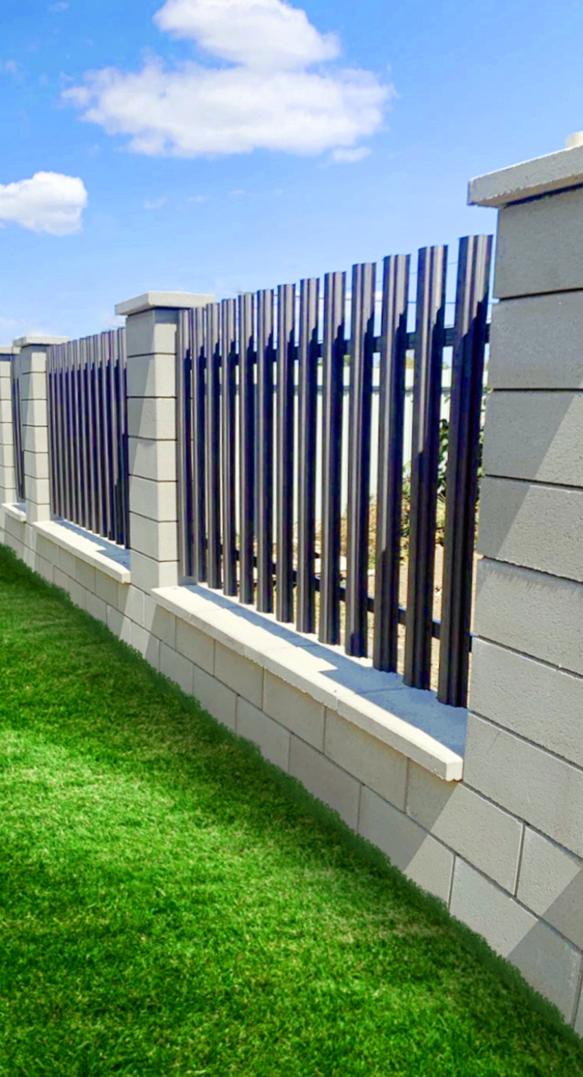 Időtálló műanyag kerítésrendszer